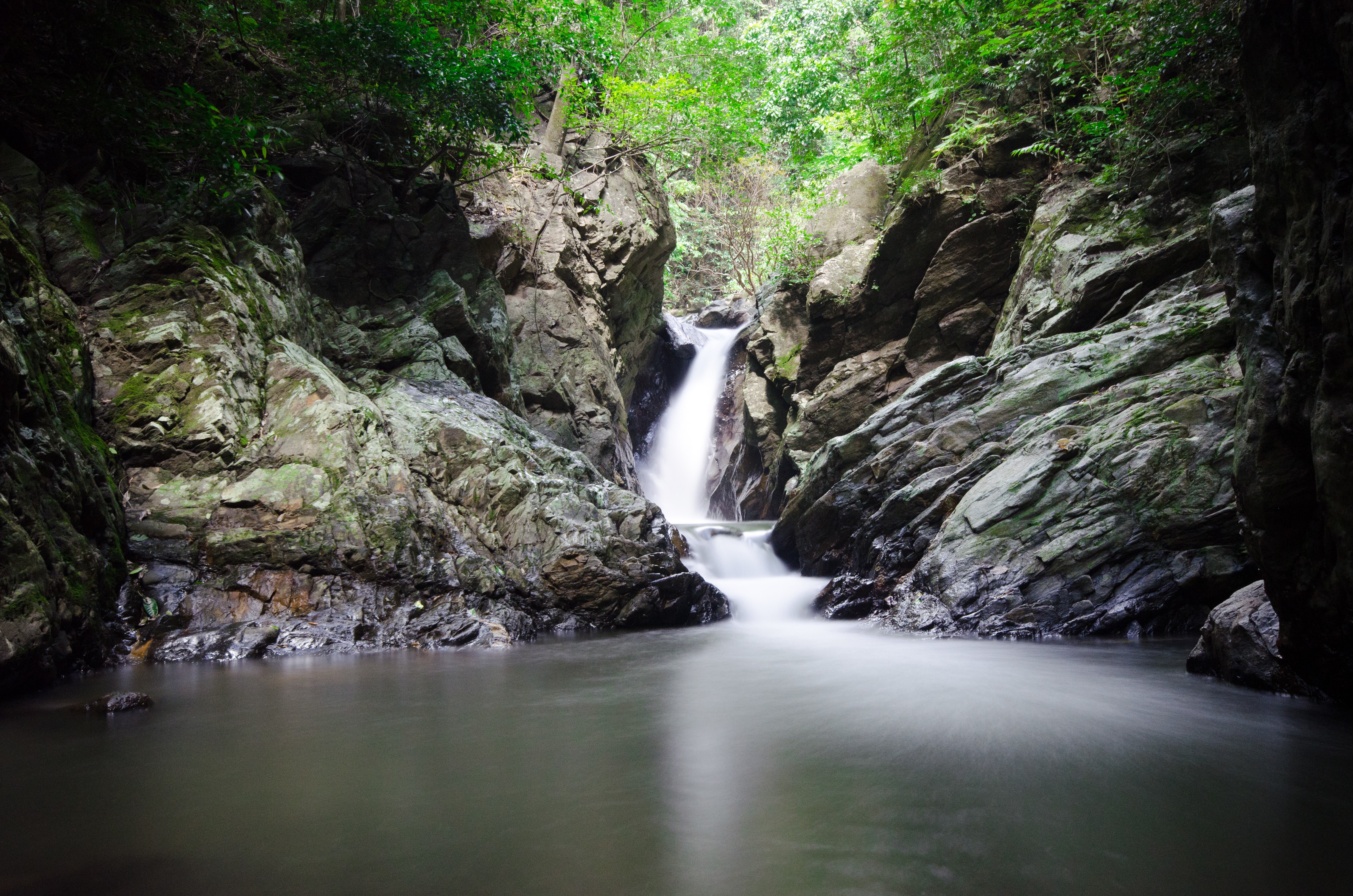 Hulagaan falls